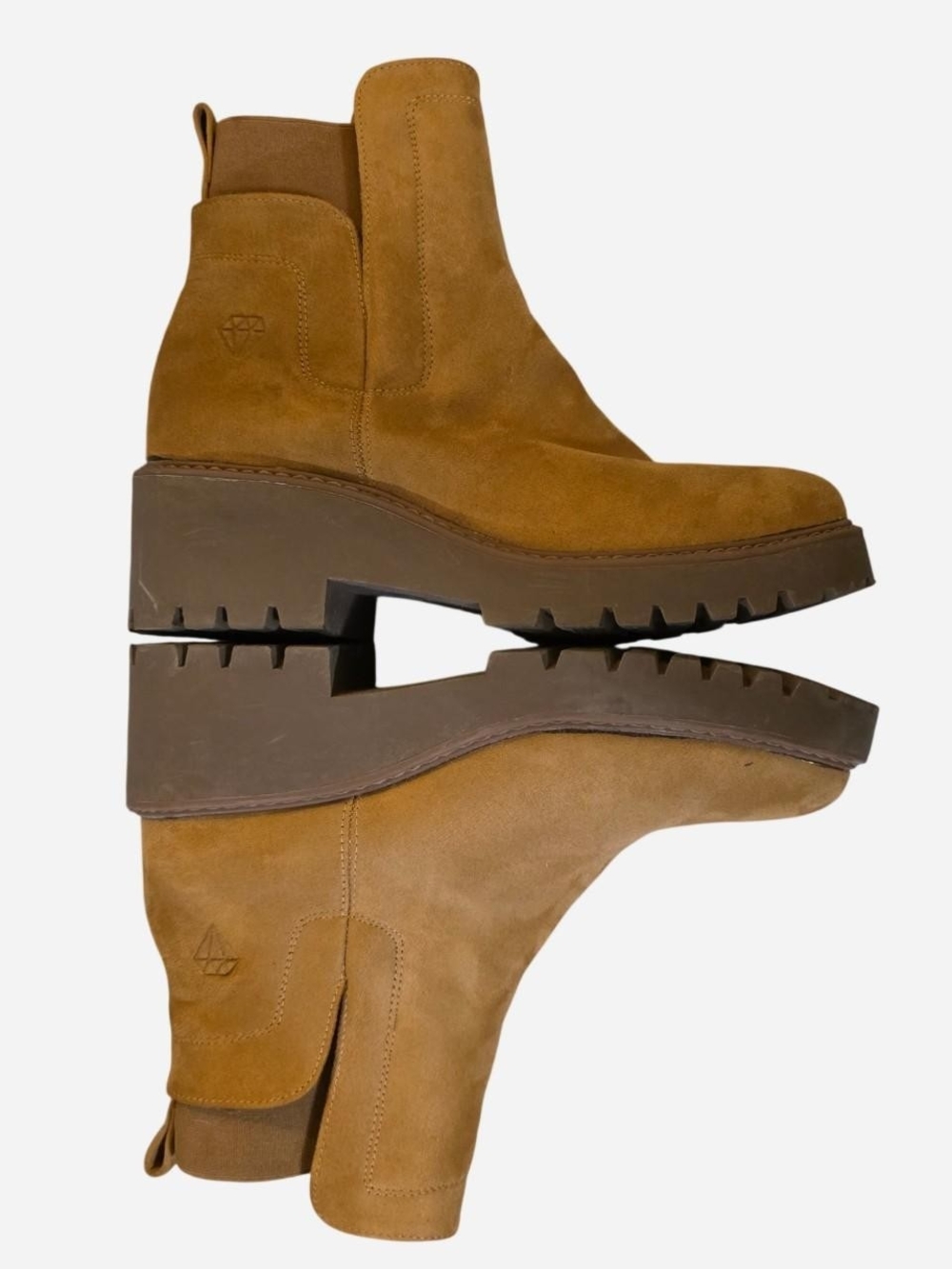 Rock & Candy Suede Chelsea Boots - Size 8.5